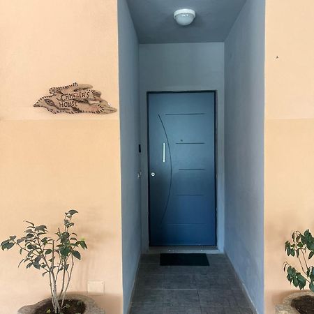 Camelia'S House Διαμέρισμα Όλμπια Εξωτερικό φωτογραφία